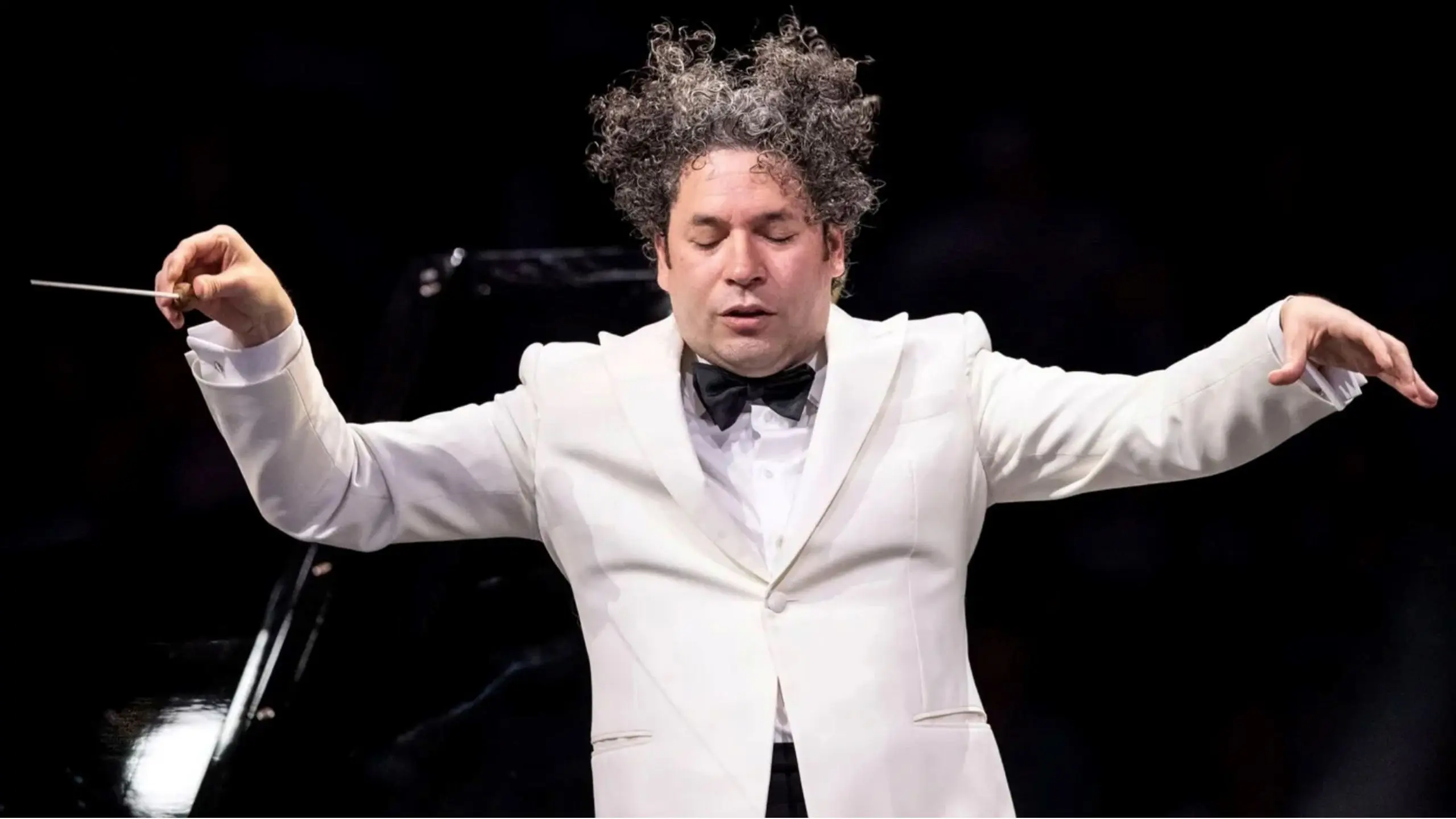 El director de orquesta venezolano Gustavo Dudamel se sumará al espectáculo de medio tiempo de la final del Mundial de fútbol 2026, que se celebrará el próximo 19 de julio en el estadio MetLife de Nueva Jersey (área de Nueva York)